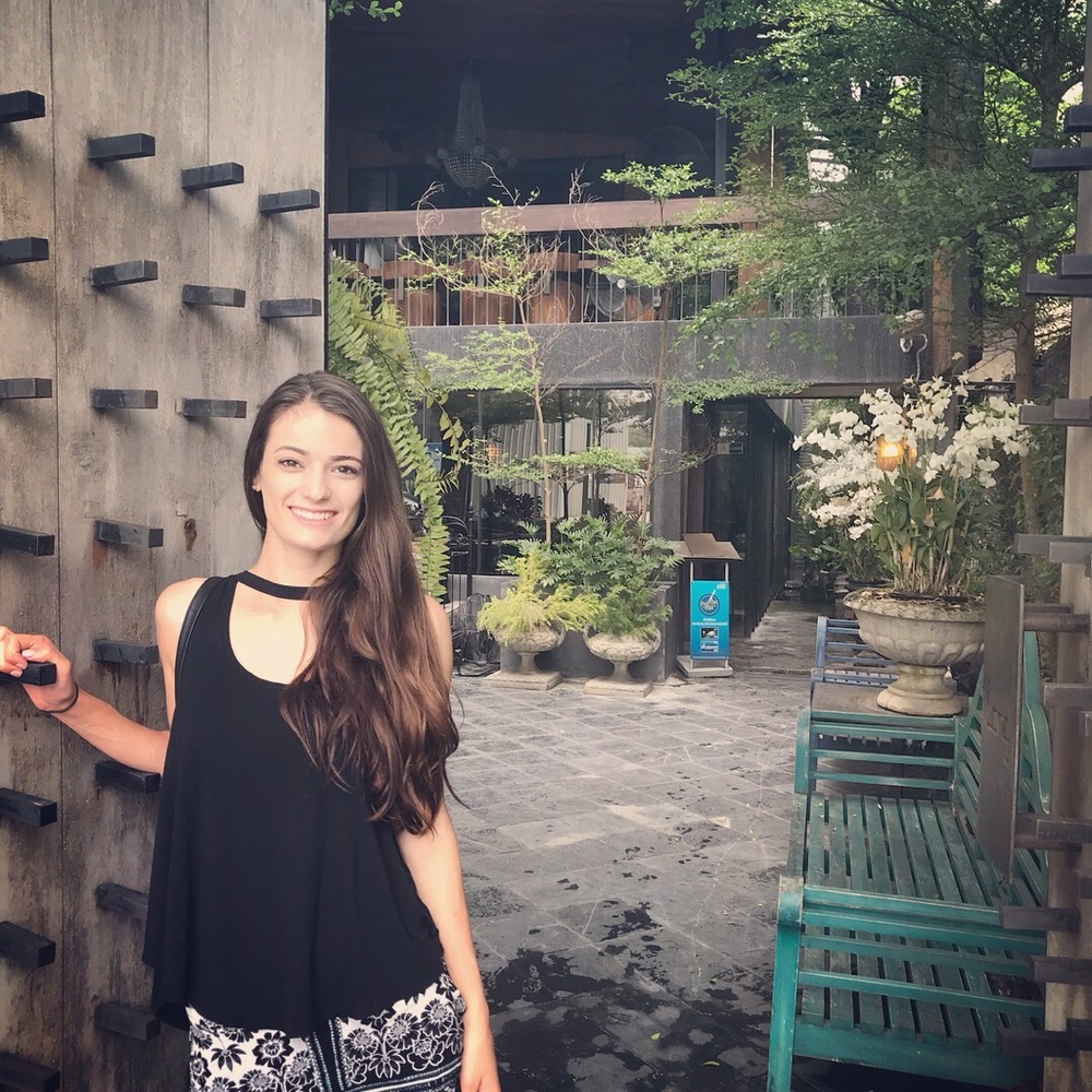 Meet your Posher, Mallory